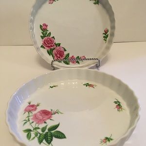 New-Vintage Christine Holm Ceramic Fluted Quiche Pie Dish Rose Pattern Plate 9”